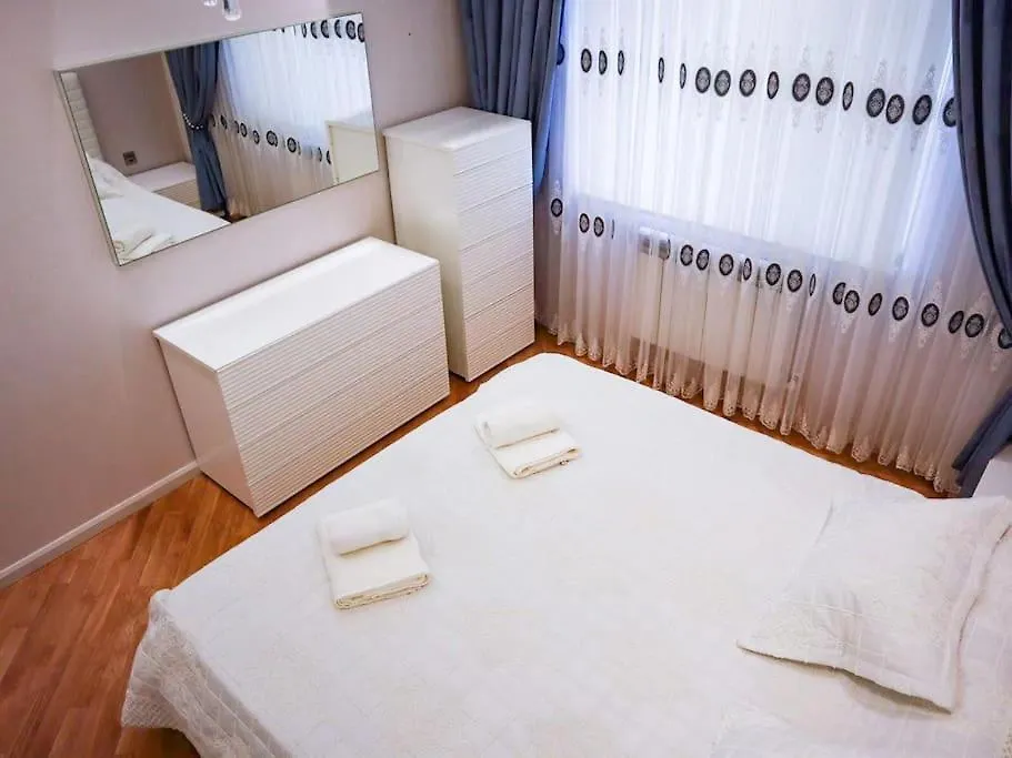 Explore Baku From Ysb Apartment