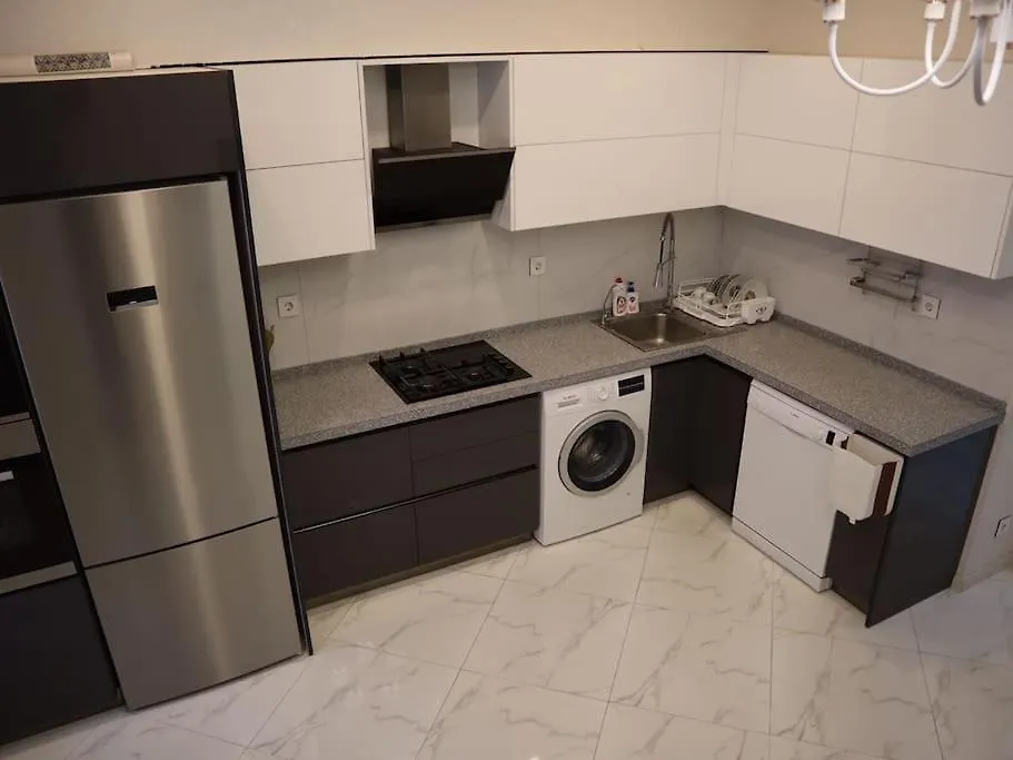 Explore Baku From Ysb Apartment